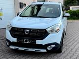 Dacia Lodgy Stepway 7-SITZER NAVI TEMP. FACELIFT MwSt. - gebrauchte Dacia Kleinbus