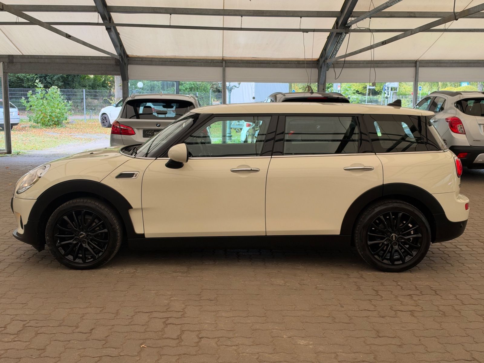 MINI ONE CLUBMAN – Ansicht 4
