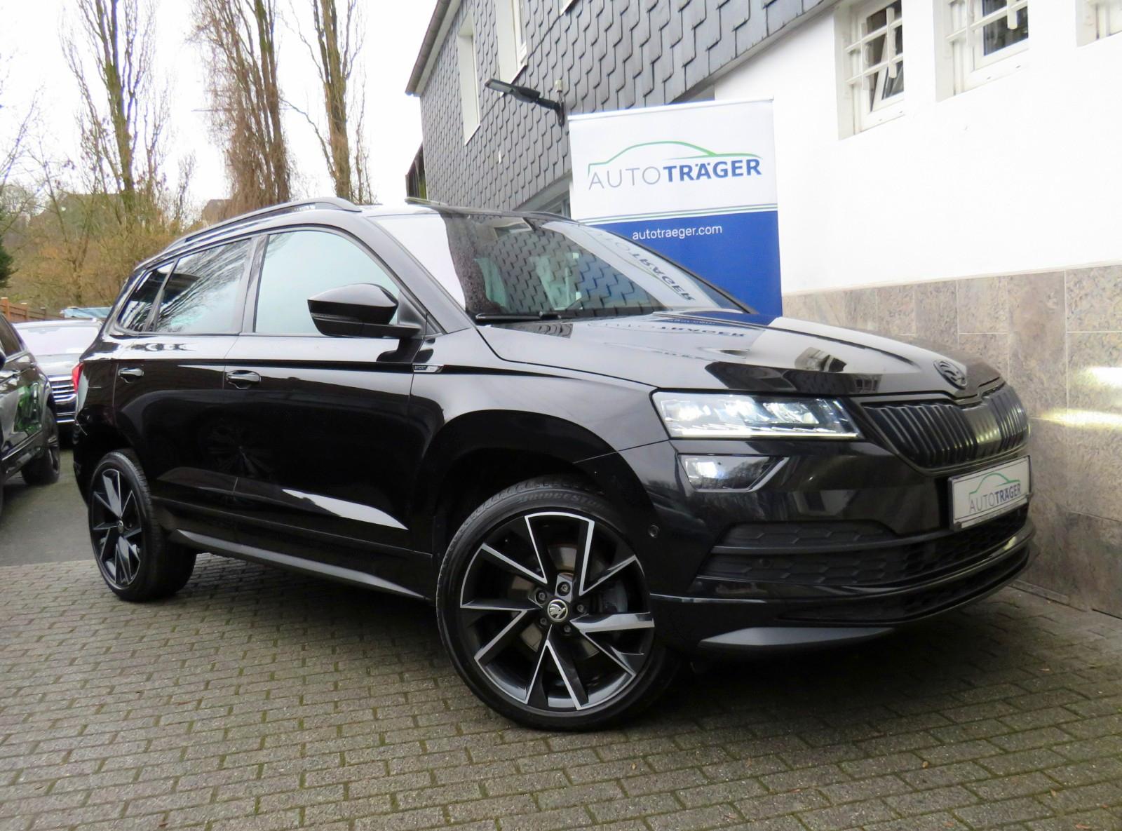 Skoda Karoq Sportline 4x4 // Pano/ACC/AHK/R-Kam/4xSHZ