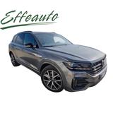 Volkswagen Touareg 3.0 V6 TDI 210kW 4MOT Tiptr. R-Line - Volkswagen Touareg in Essen