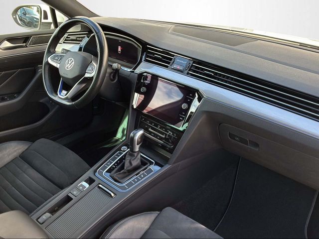 PASSAT VARIANT GTE 1.4 TSI DSG IQ.LIGHT+NAVI+SHZ