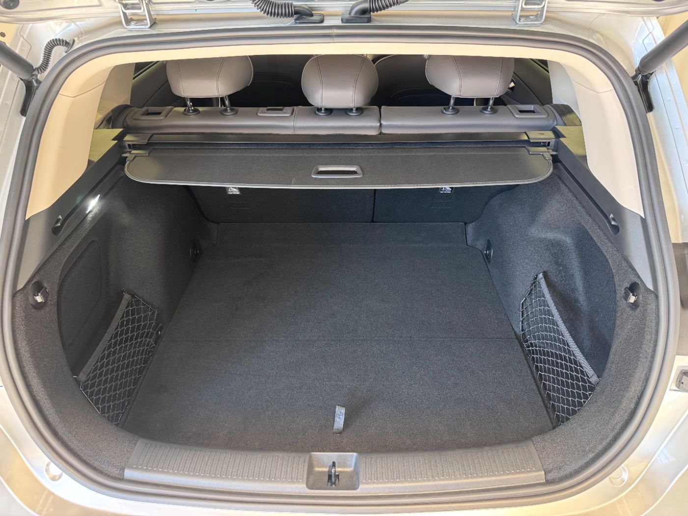 MG S6 EV - Bild 8