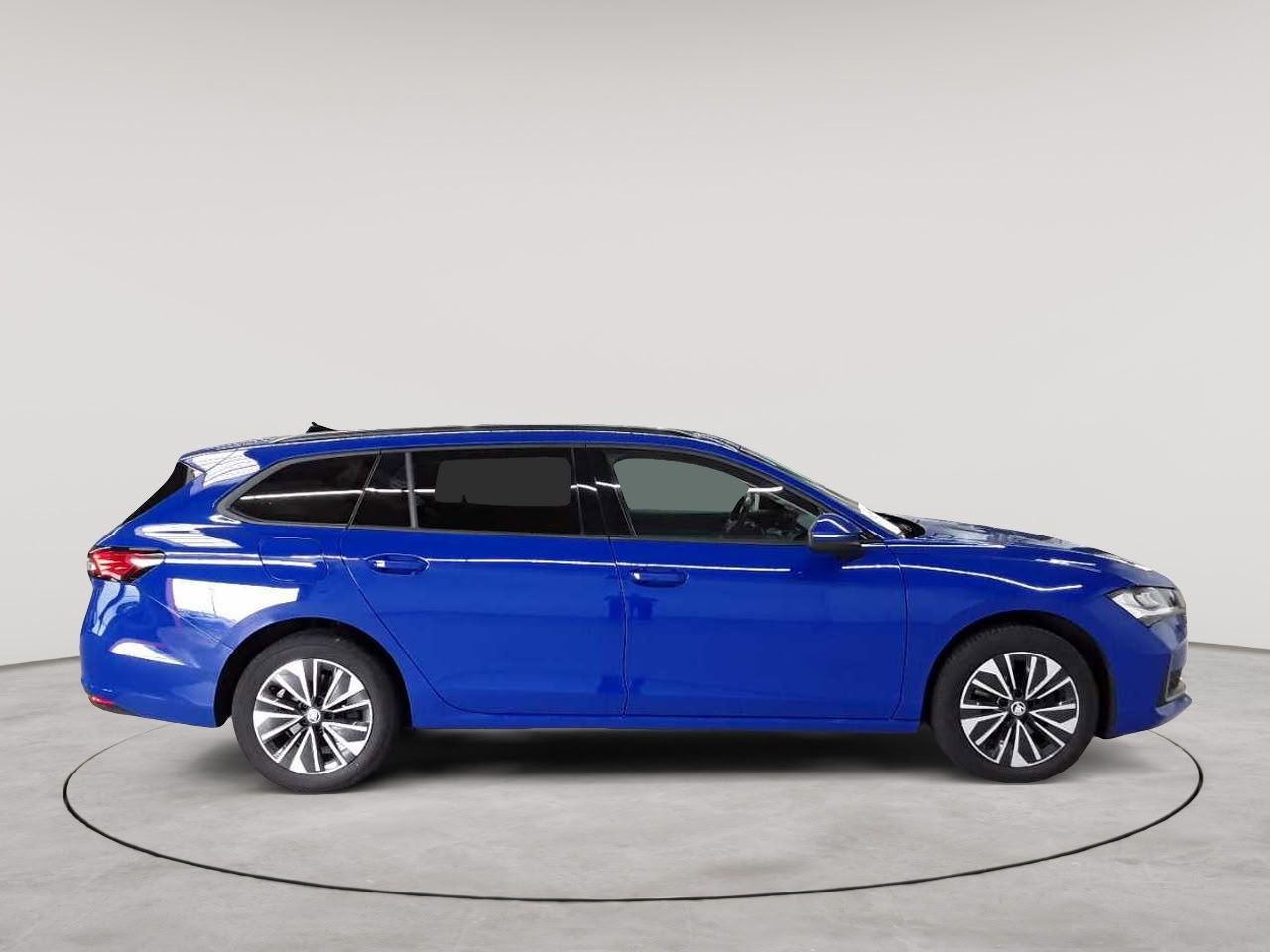 Skoda Superb Combi 2.0 TDI Selection PANO NAV imagem 3