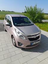 Chevrolet Charmanter Stadtflitzer  - Spark 1.0 LS  - Chevrolet in Bielefeld