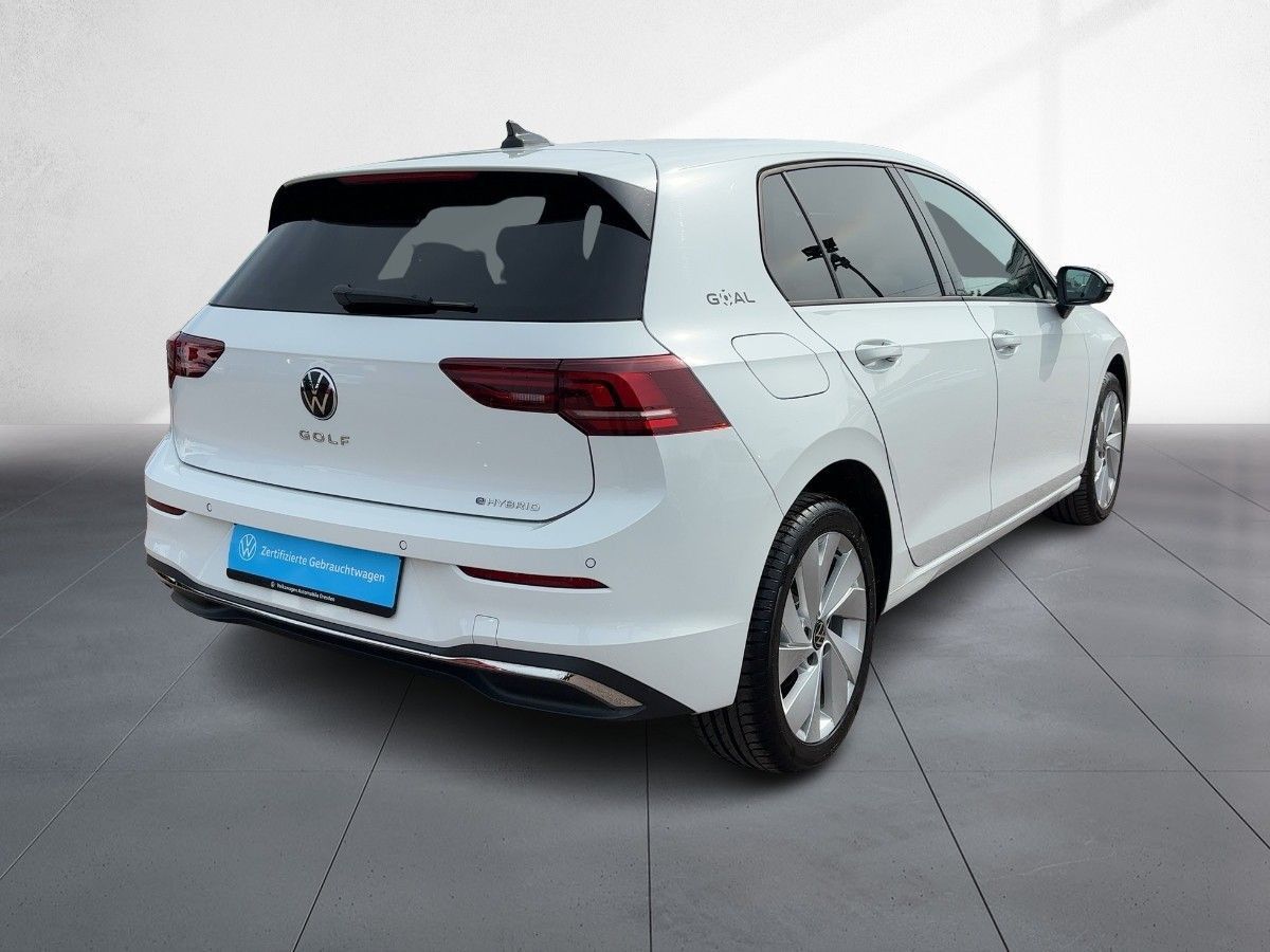 Volkswagen Golf - Bild 4
