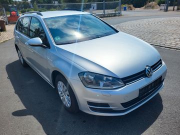 Volkswagen Golf - 3