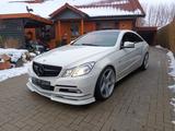 Mercedes-Benz E 250 Coupé E 250 CGI BlueEFFICIENCY ELEGANC... - Mercedes-Benz E 250: Coupe, Weiß