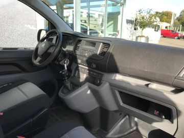 Fahrzeugabbildung Citroën Jumpy Kasten Profi XL L3 AHK Bluetooth uvm