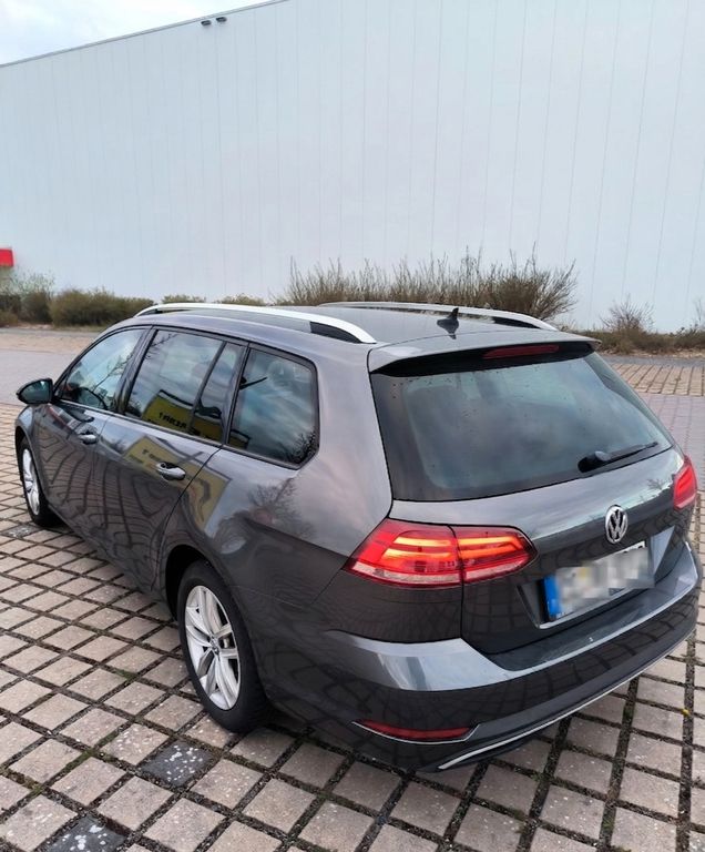 Image of Volkswagen Golf
