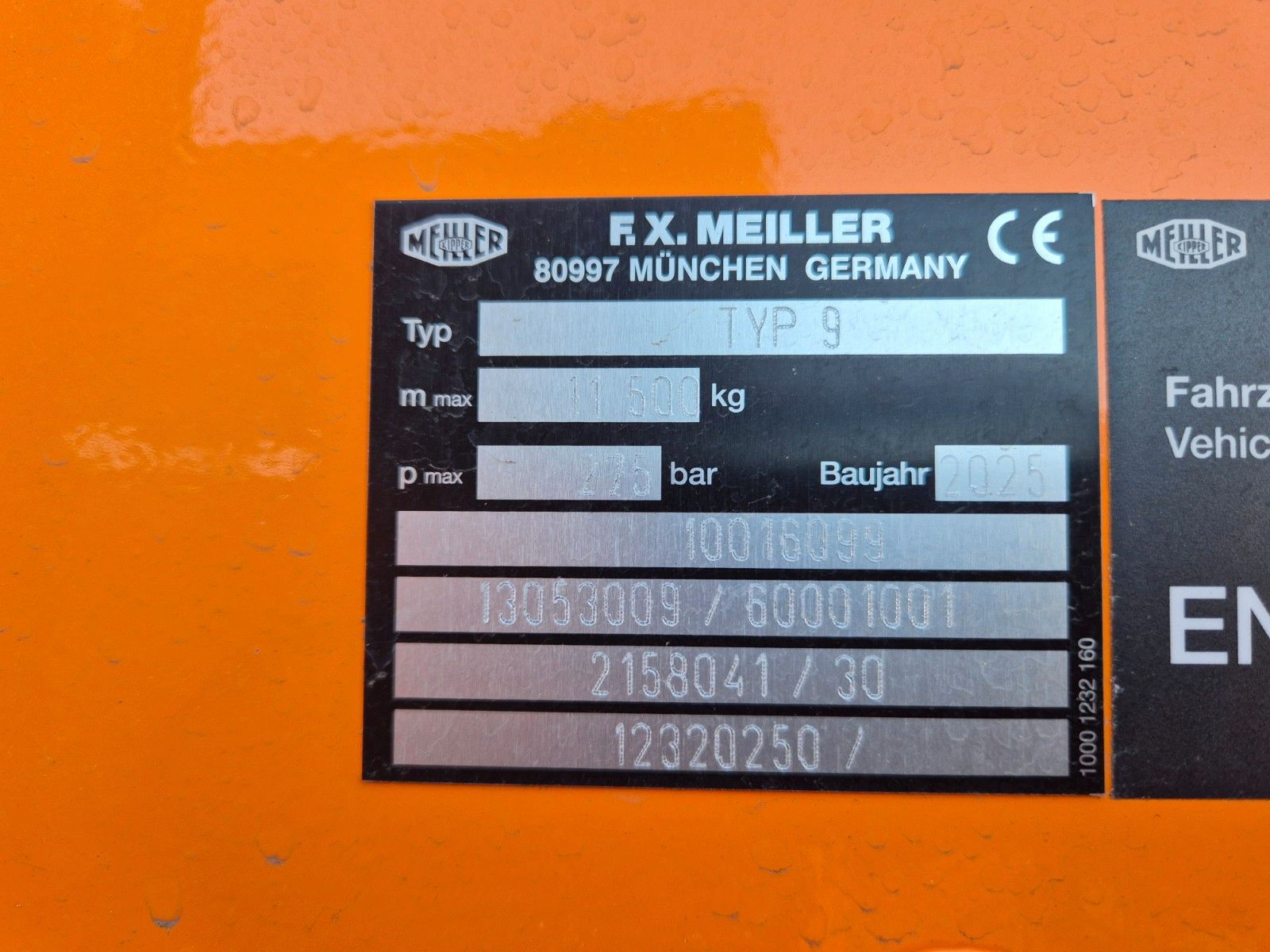 Fahrzeugabbildung Iveco X-Way  AD200X40/P 4x2 Palfinger PK 12.501 Funk