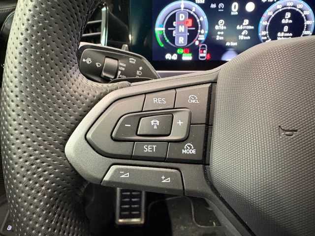 Passat Variant R-Line 1.5 TSI eHybrid DSG ACC PA