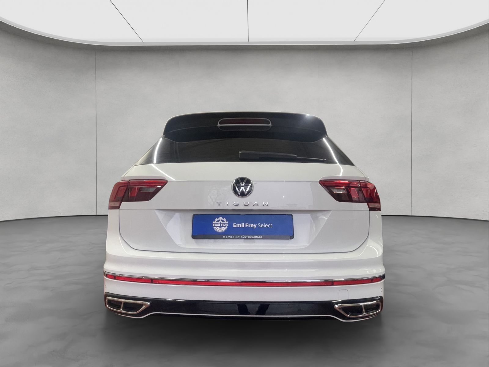 Volkswagen Tiguan 1.5 TSI DSG R-Line ACC LED Pano foto 4