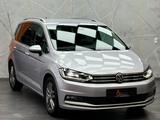 Volkswagen Touran Highline 2.0TDI*DSG*AHK*ERGO*RFK*SHZG*ACC - Volkswagen Touran: TDI Dsg