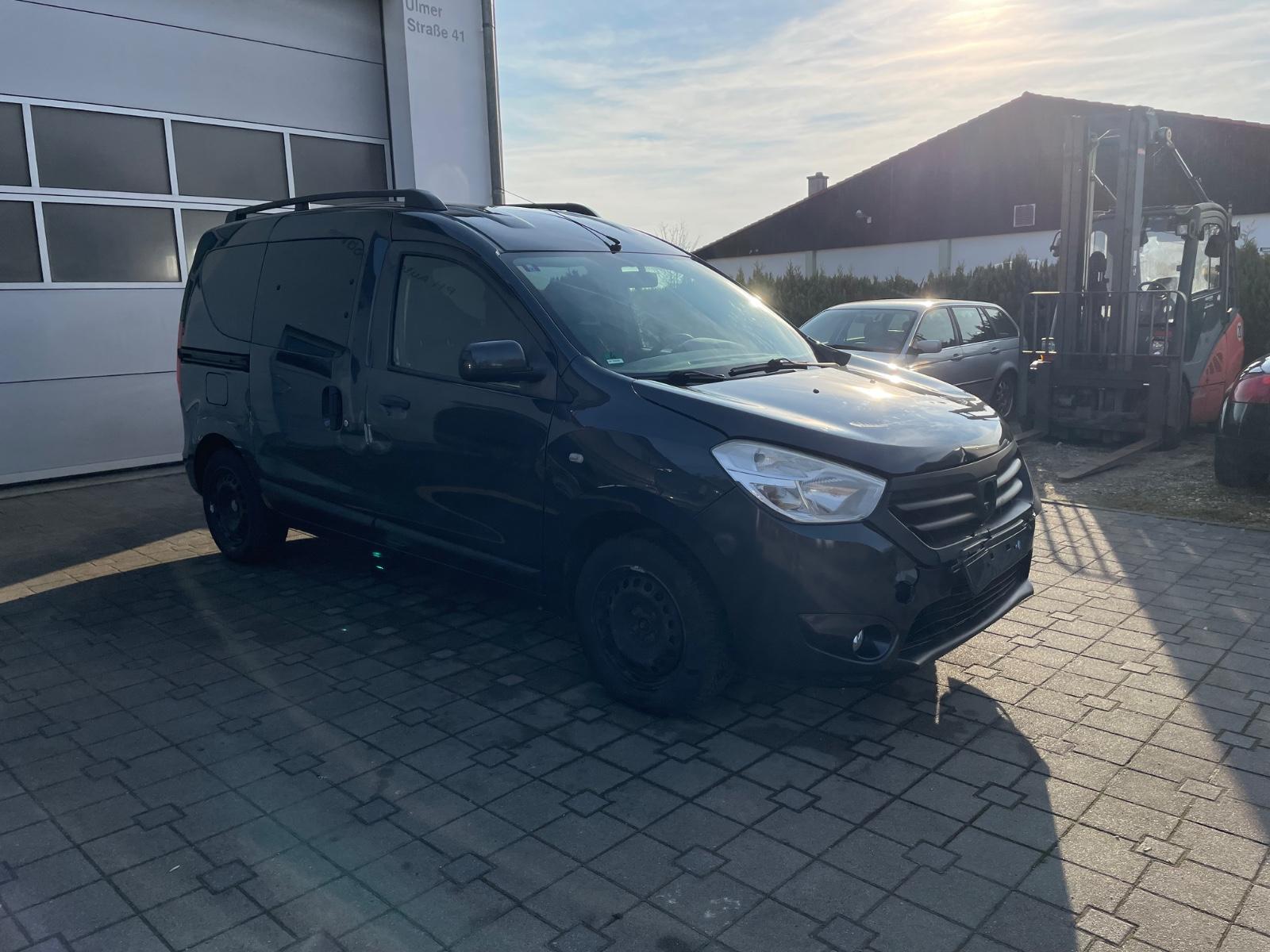 Dacia Dokker Laureate