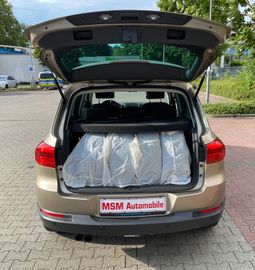 Volkswagen Tiguan - 11