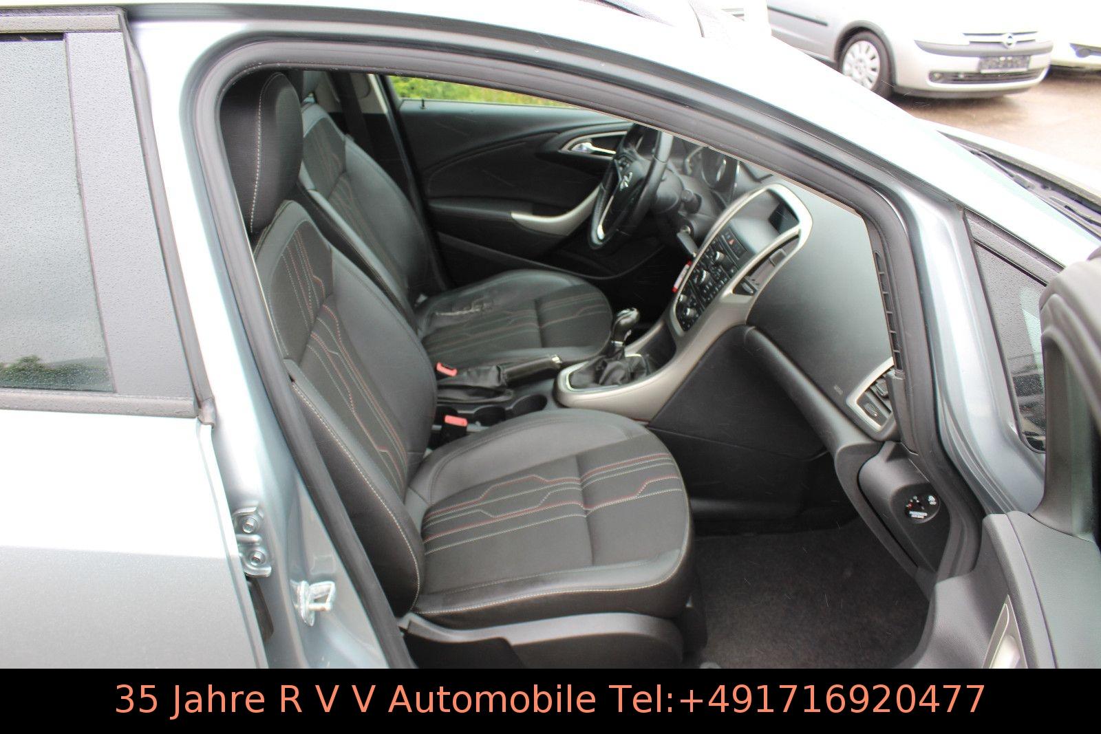 Opel Astra 2012 — photo 15