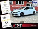 Toyota Auris Hybrid Team D - Toyota Auris mit Hybrid-Antrieb: Limousine