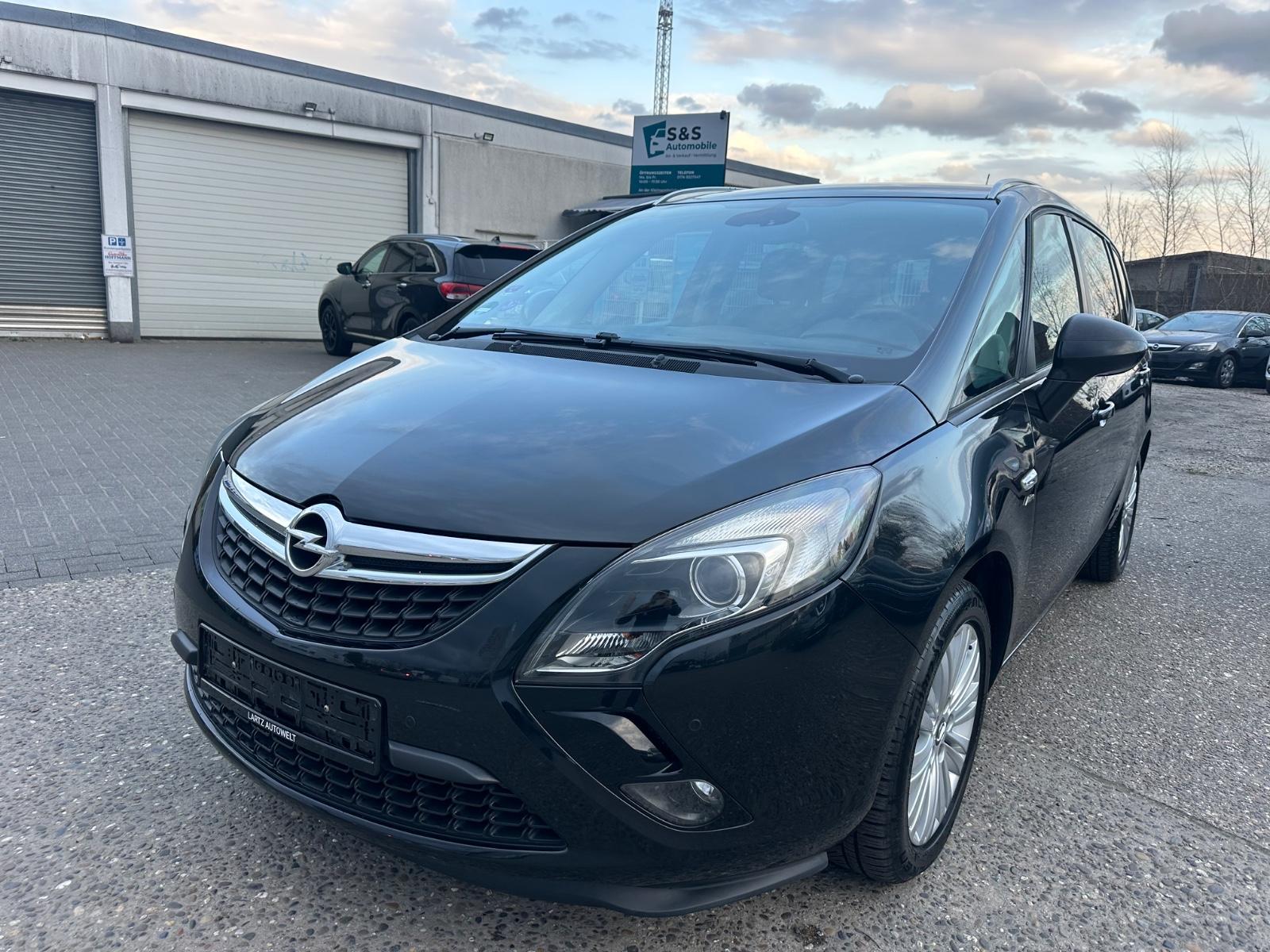 Opel Zafira C Tourer Active KLIMA SHZ AHK HU/AU NEU