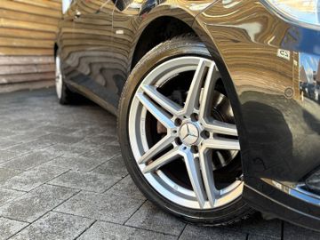 Mercedes E 220 - 3