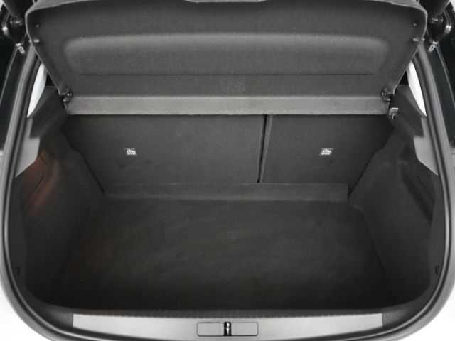 Corsa F ELEGANCE+LED LICHT+RÜCKFAHRKAMERA+SITZ-/