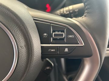 Fotografie des Suzuki Swift 1.2 Comfort+ Navi Kamera LED Sitzh Carplay