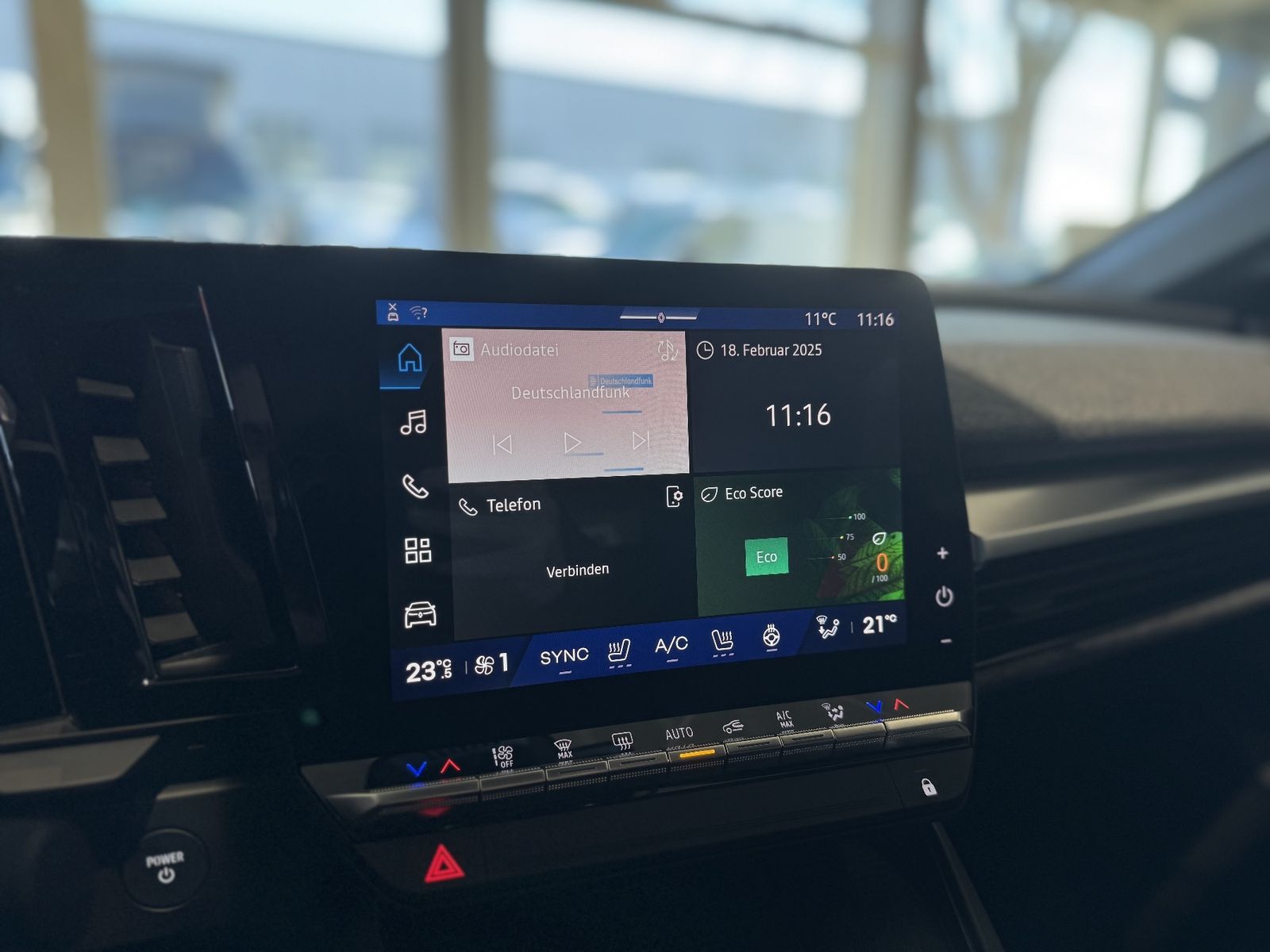 Renault Megane E-TECH - Bild 11