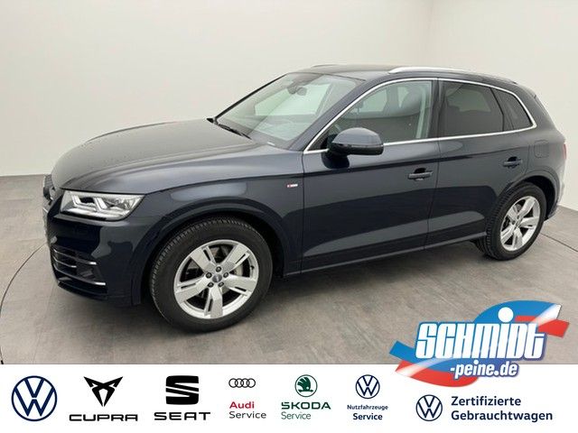 Audi Q5 55 TFSI e Quattro S Tronic TechnologyParken