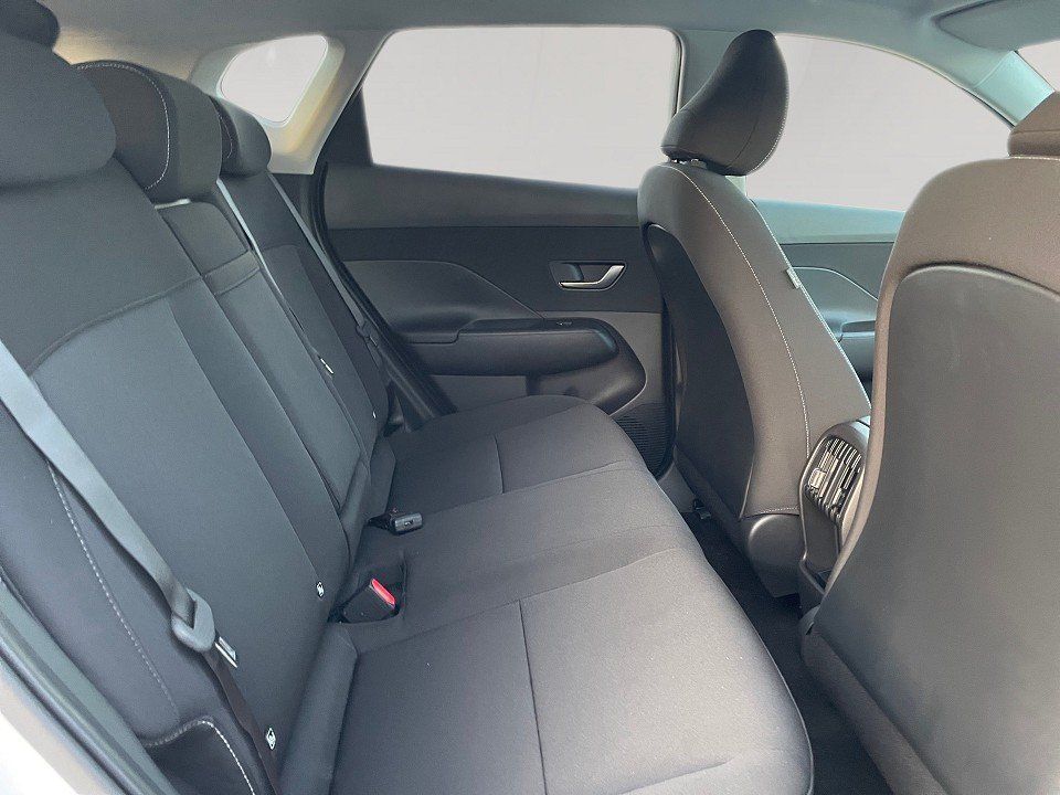 Fahrzeugabbildung Hyundai KONA Elektro 49kWh Trend Assistenz-Paket, el. He