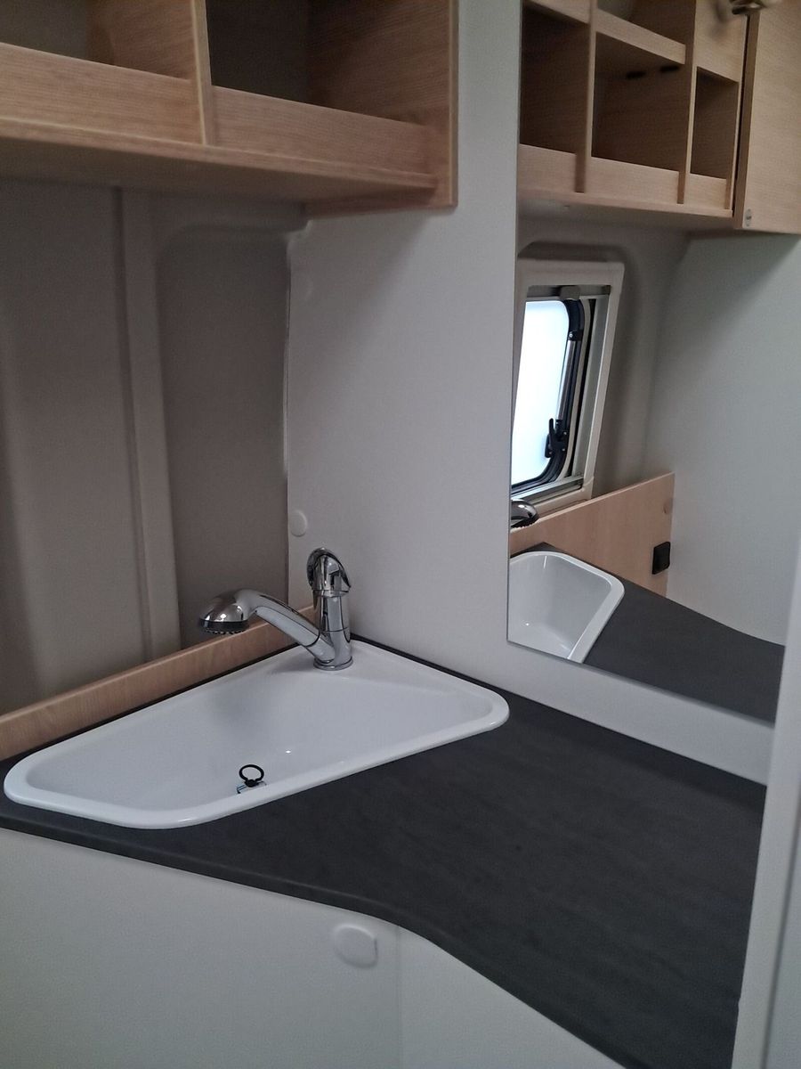 Fahrzeugabbildung Sunlight Adventure Cliff 640 Markise/Solar/Navi/AHK