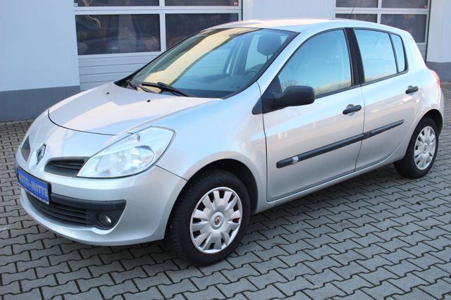 Renault Clio  1.2 16V /  55kW / Tüv Neu