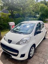 Peugeot 107 - Peugeot 107 in Bremen