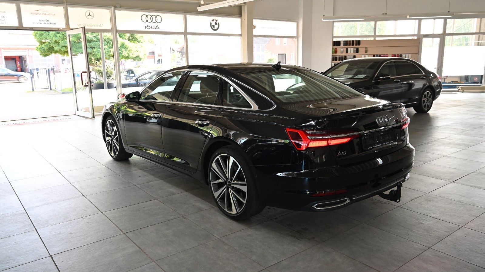Audi A6 Lim. 45 TFSI quattro design HUD STANDHZG foto 5