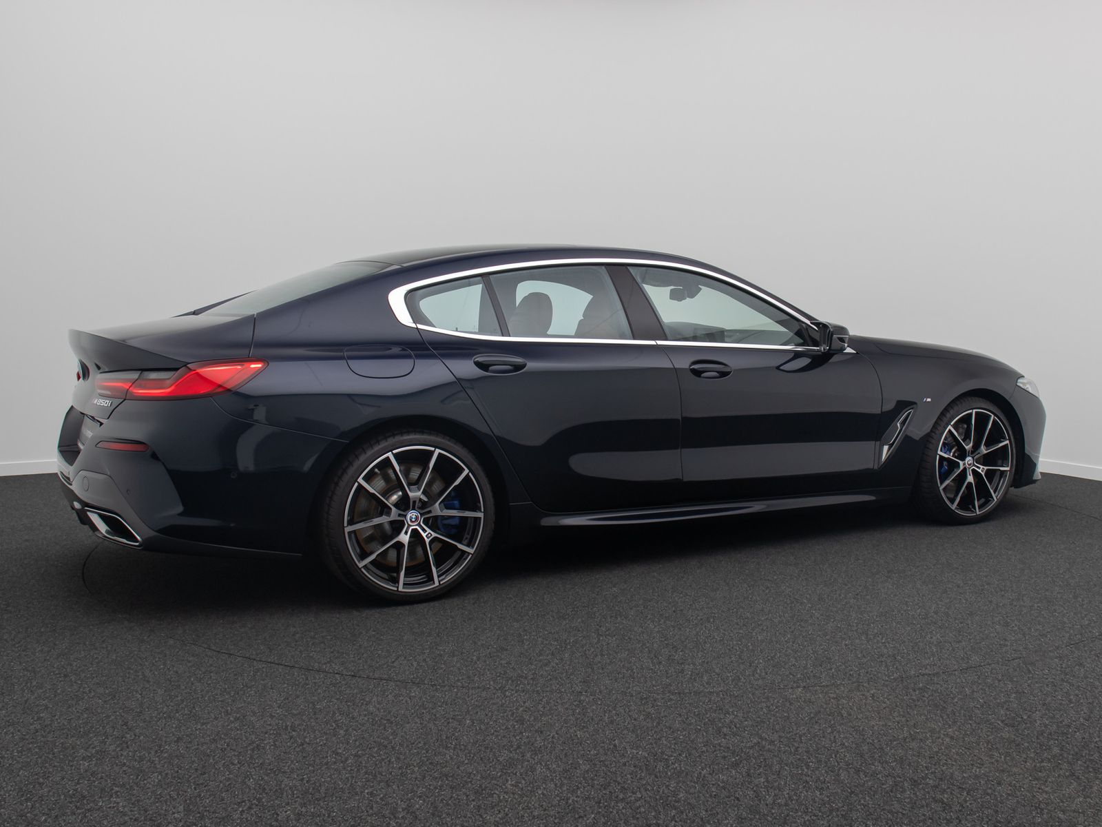 Fahrzeugabbildung BMW M850i xD GC 360° B&W Laser TV SoftClose 20Zoll