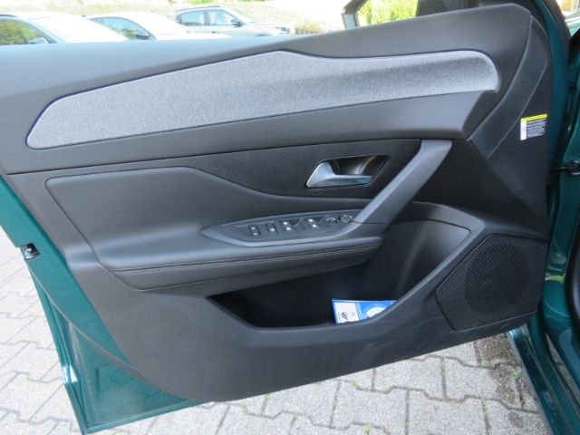 Peugeot 308 - Bild 13