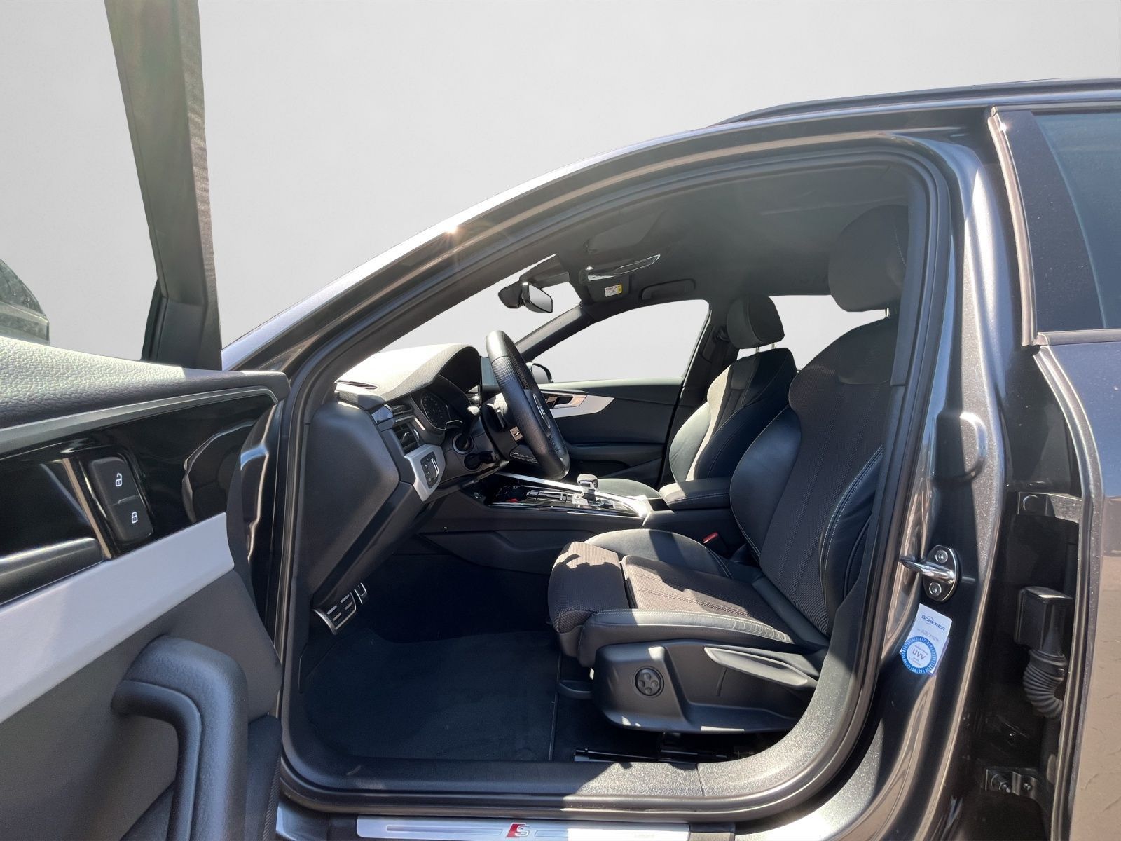 Audi A4 - Bild 13