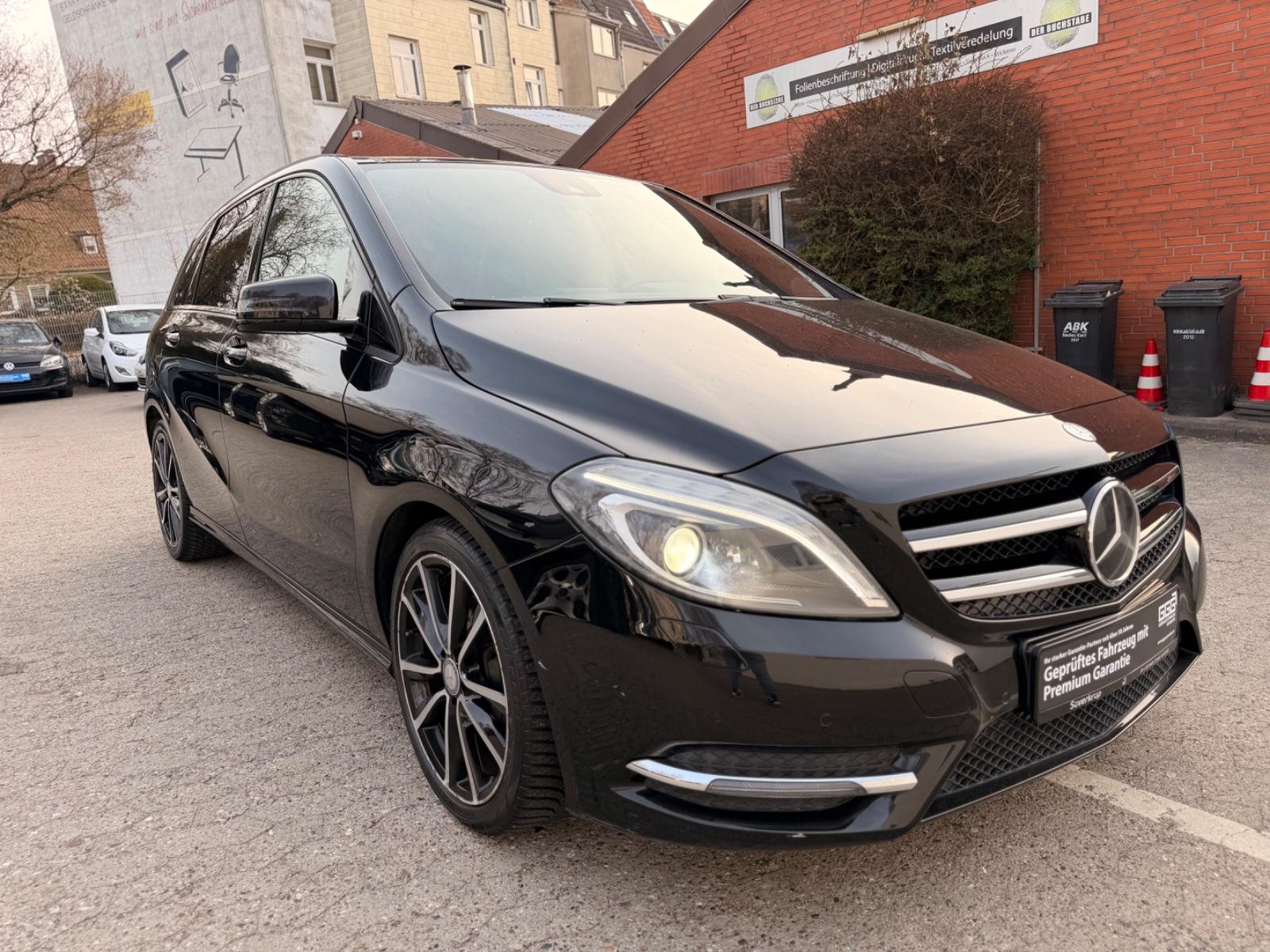 Mercedes-Benz B 200 Sport-Paket'Panorama'LED'Automatik'1.Hand'
