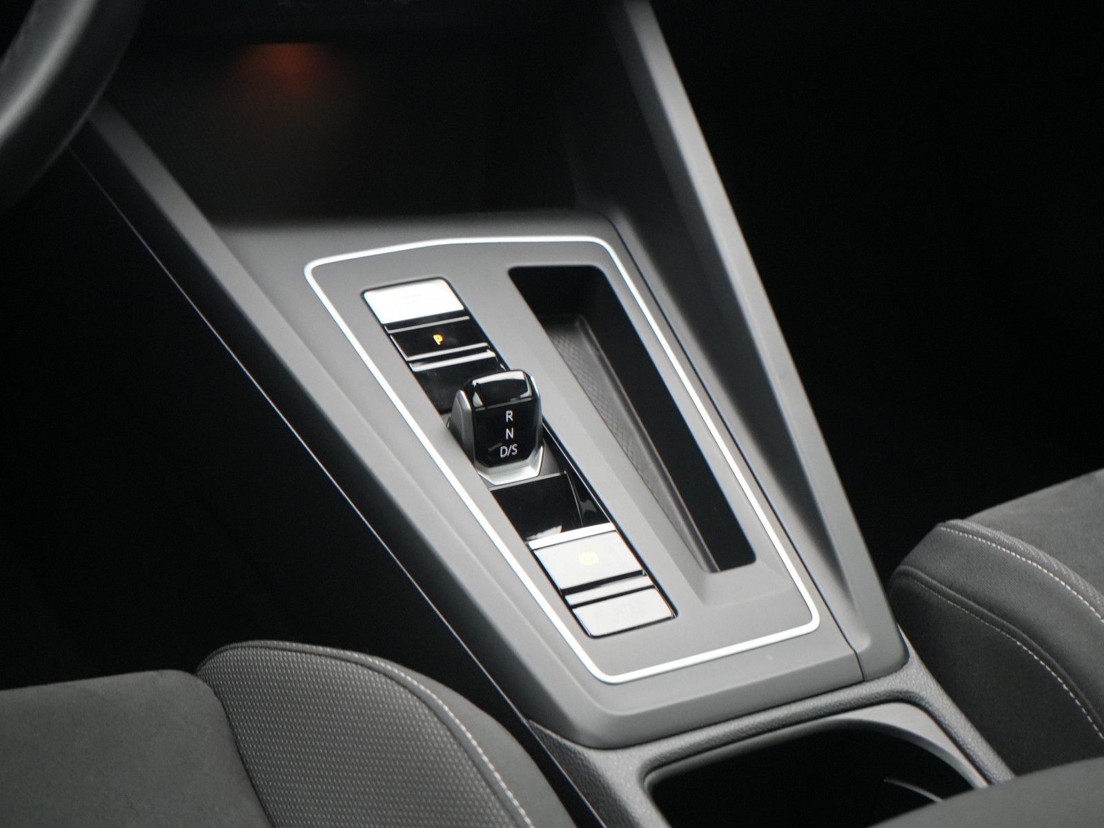 Volkswagen Golf - Bild 9