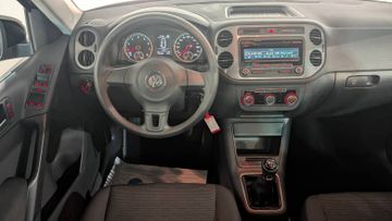 Volkswagen Tiguan - 4