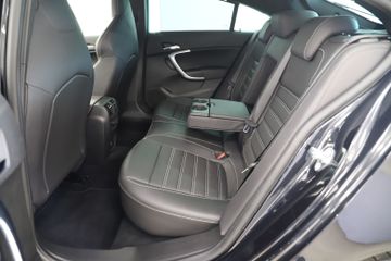 Opel Insignia - 11