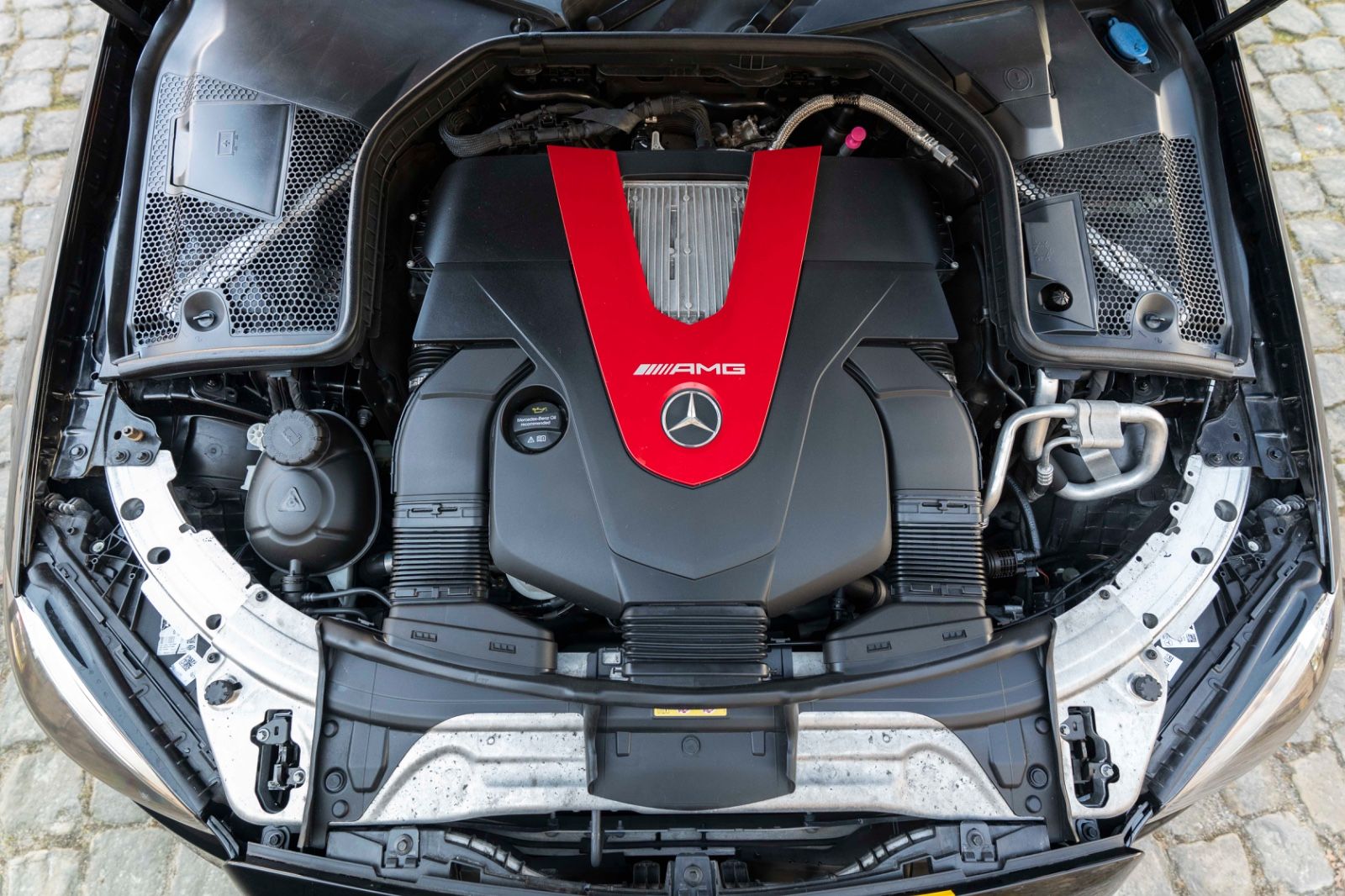 Fahrzeugabbildung Mercedes-Benz C 43 AMG C63 Optik BURMESTER CARBON KAM LED NAV