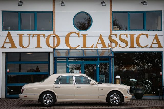 Bentley Arnage Red Label 6.75 V8