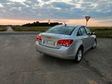 Chevrolet Cruze 1.6 LS Benziner LS - Chevrolet Cruze: 1.6