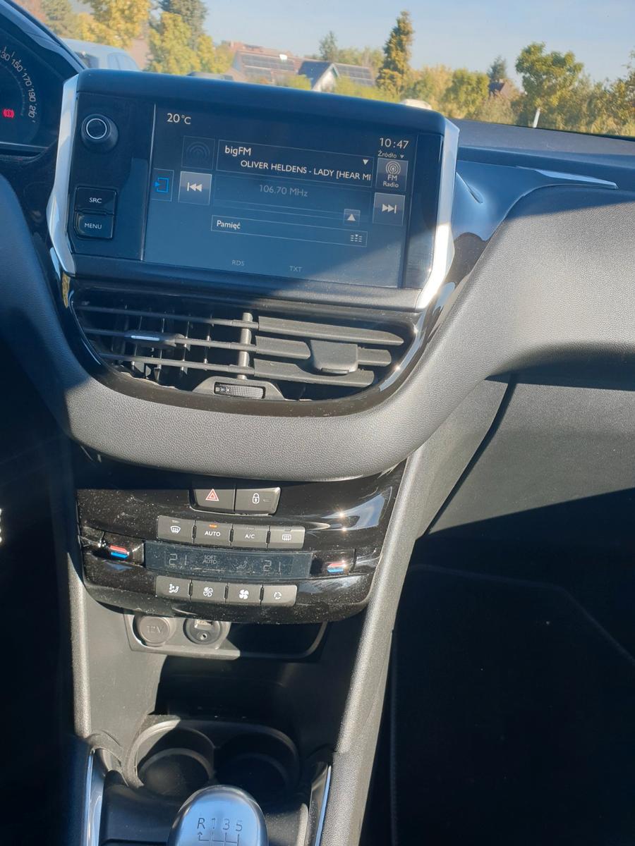 Peugeot 208 1.6 Allure BlueHDi 120 STOP & START Allure