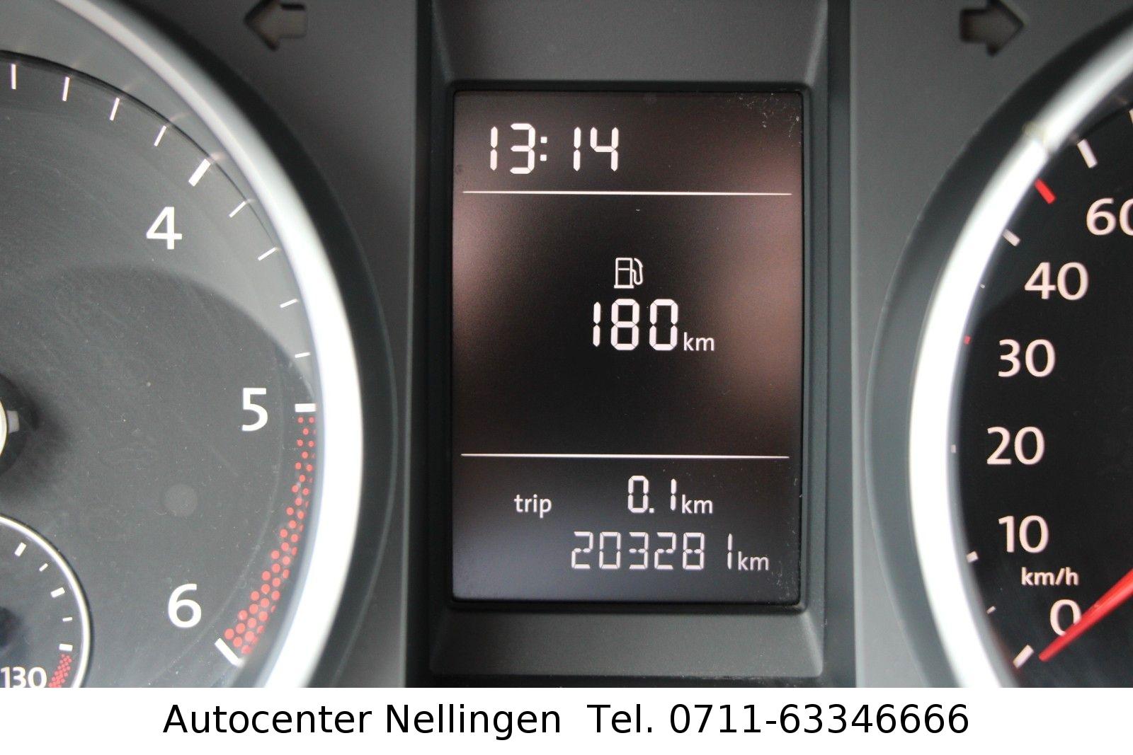 Volkswagen Golf 2011 — photo 19