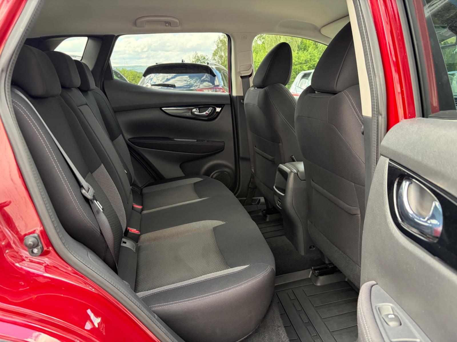 Nissan Qashqai N-Connecta 4x4 1.7*NAVI*360°-CAM*LED*ACC