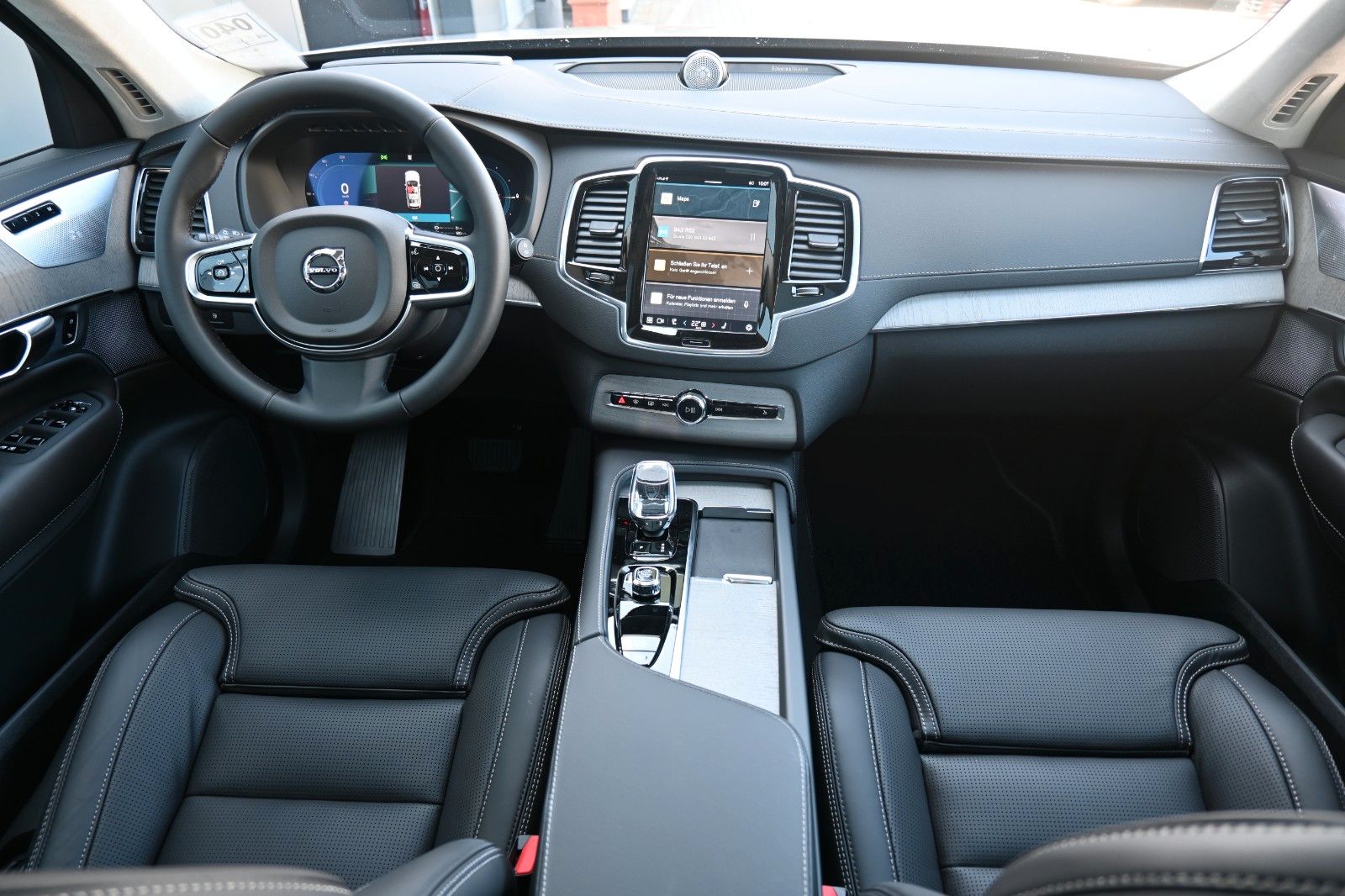 Fahrzeugabbildung Volvo XC90 Ultra Dark Recharge T8 B&W*LUFT*360*MASSAGE