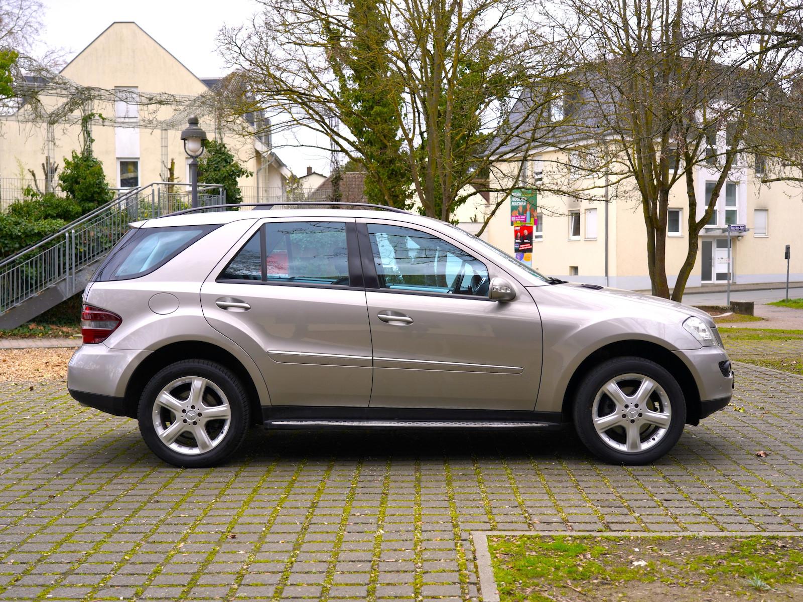 Mercedes-Benz ML 320 CDI*AMG Styling Paket~AHK~Carplay*