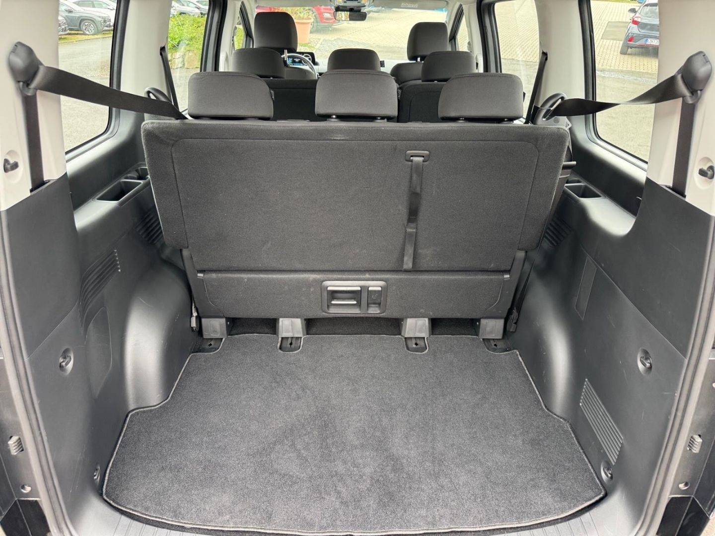 Hyundai Staria – Bild 13
