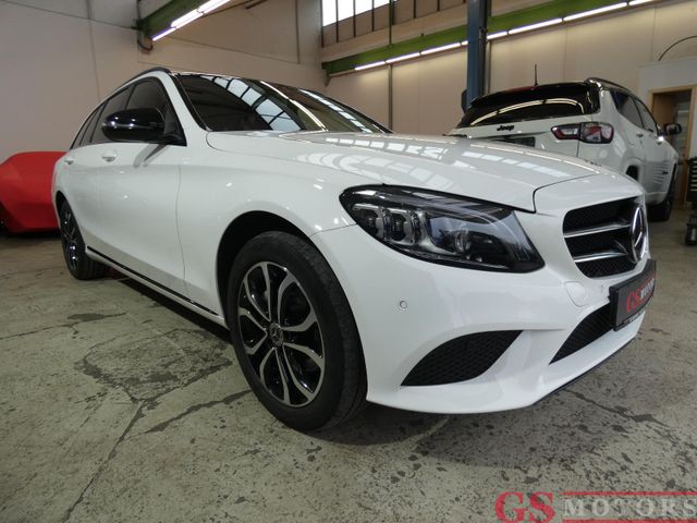 Mercedes-Benz C 220 d 4M T*AVANTGARDE*LED*PANO*COMAND*DIST*CAM