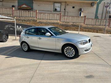 BMW 118 - 8
